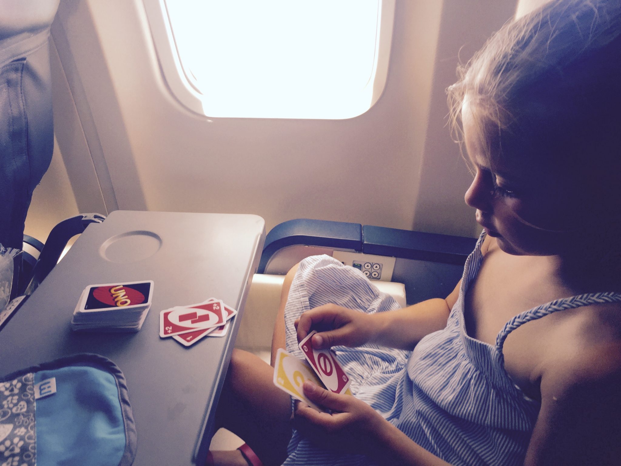 10 trucs pour prendre l'avion seule avec bébé