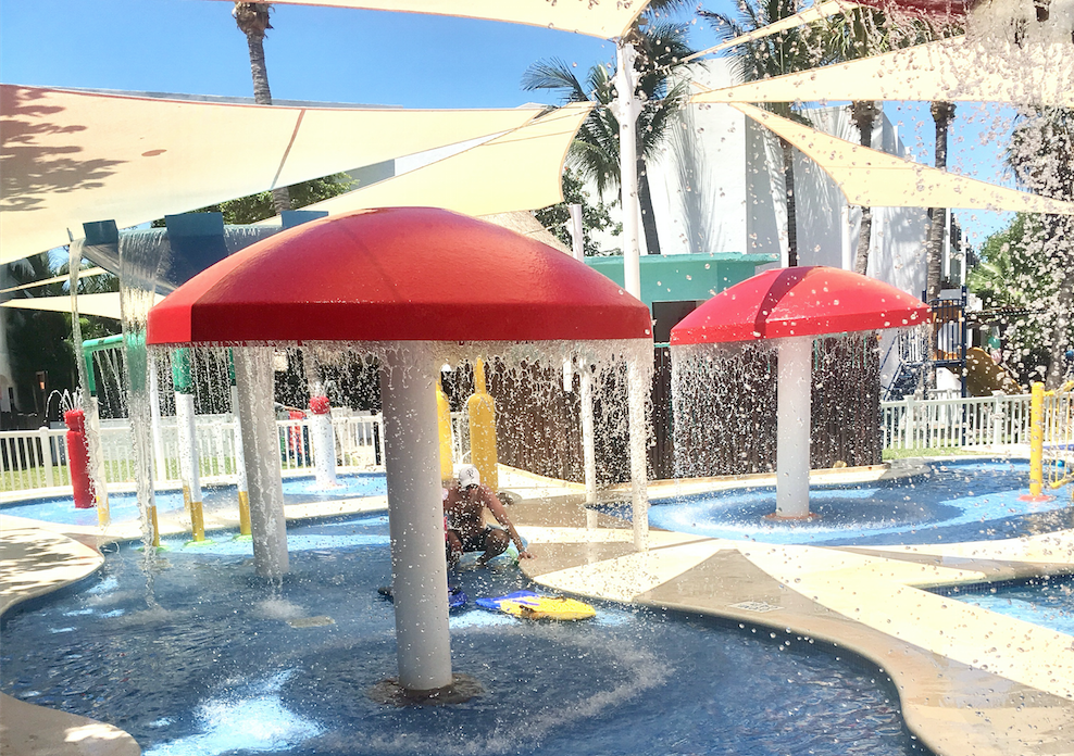 Un Voyage De Noces Avec Ses Enfants Oui Non Peut Etre Au Club Med Cancun Yucatan Jetlag
