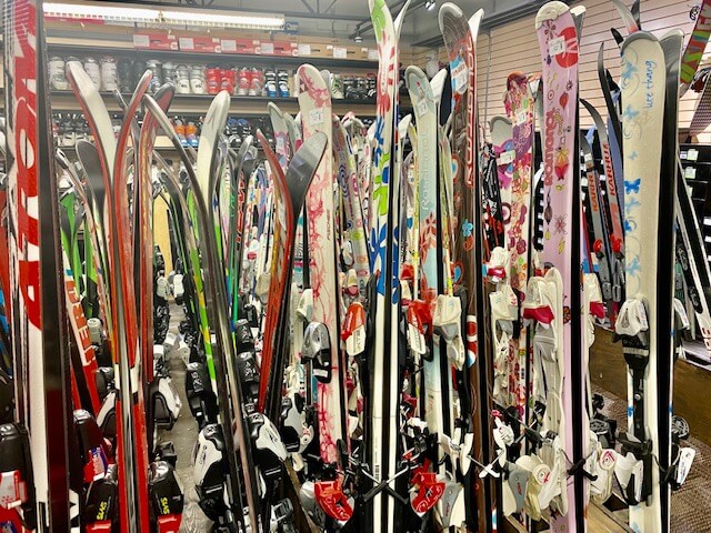 Location d'équipement de ski alpin pour enfants Sports aux puces
